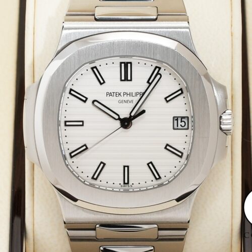 パテックフィリップ ノーチラス Ref.5711/1A-011 ステンレススチール ホワイト文字盤 商品画像1
