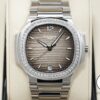 パテックフィリップ ノーチラス Ref.7118/1200A-011 ステンレススチール グレーオパーリン文字盤 未使用 ot7h2q23 商品画像1