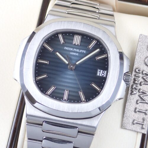 パテックフィリップ ノーチラス Ref.5711/1A ブラックブルー文字盤 中古 nautilus-15 商品画像1
