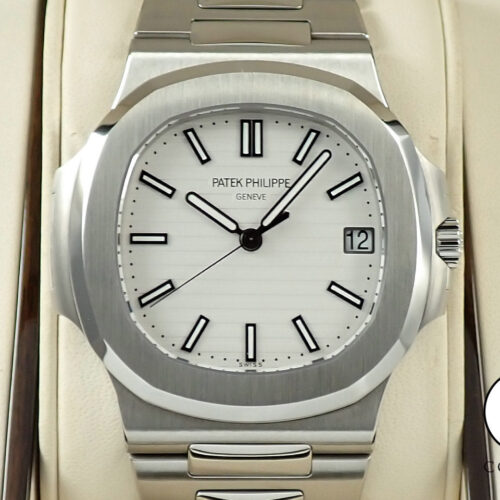 パテックフィリップ ノーチラス Ref.5711/1A-011 ステンレススチール ホワイト文字盤 商品画像1