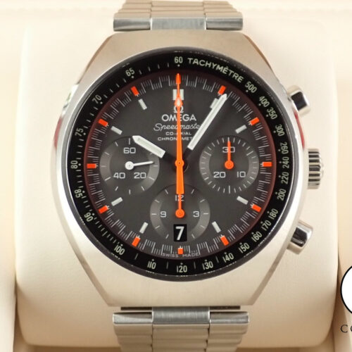 オメガ スピードマスター MARK I I コーアクシャル クロノメーター クロノグラフ Ref.327.10.43.50.06.001 グレー文字盤 中古 T031C793 商品画像1